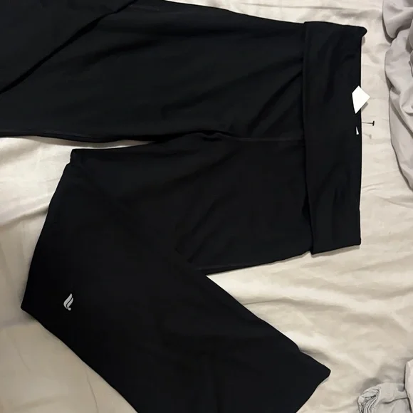 Fabletics Black Performance Leggings fold over leggings - Picture 4 of 9